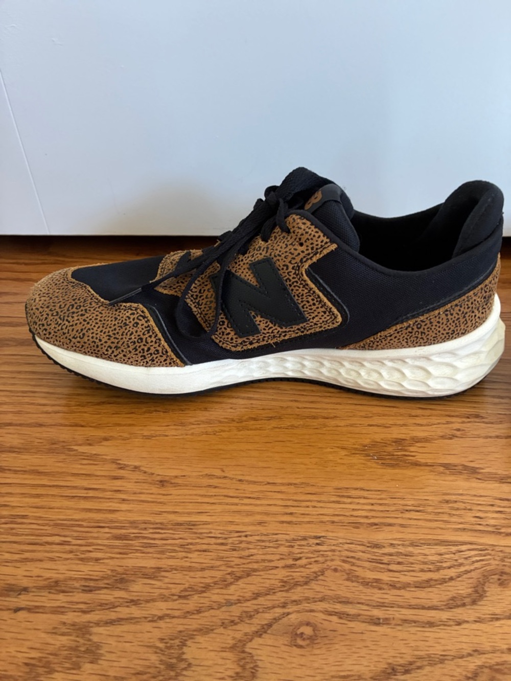 New Balance Women’s Black and Brown Speckled Accent Sneakers - Picture 3 of 3